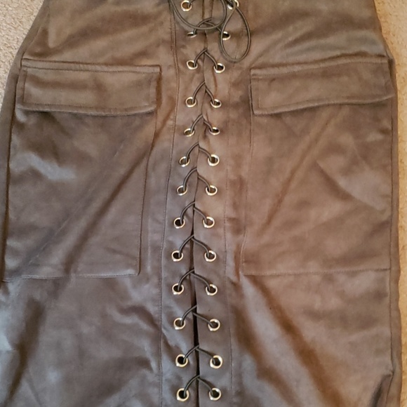 2 piece long skirt and tube top - Picture 3 of 5